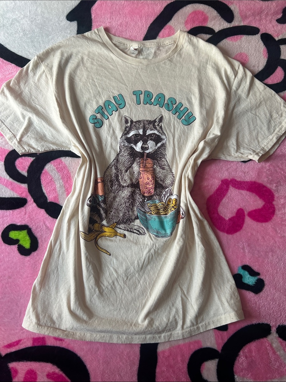 Fruit of the Loom T Shirt with Raccoon Print